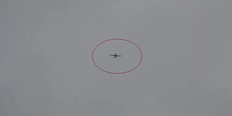 ​​​​​​​Roj News: drones de la ocupación turca sobrevuelan el campamento de Makhmour