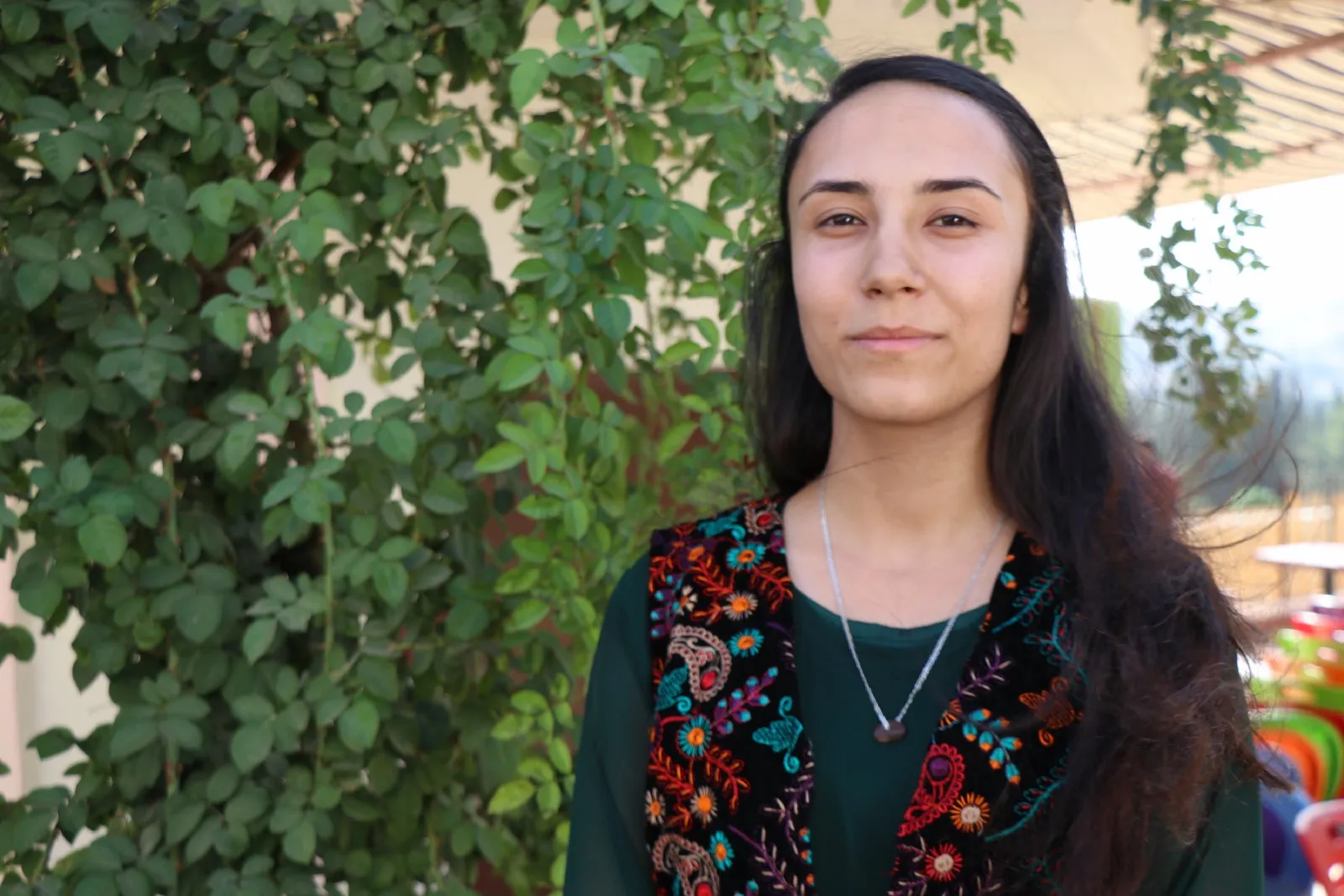 ​​​​​​​Las mujeres en el norte y el este de Siria, Rojhelat e Irán cantan por la libertad; Mujer,  Vida y Libertad
