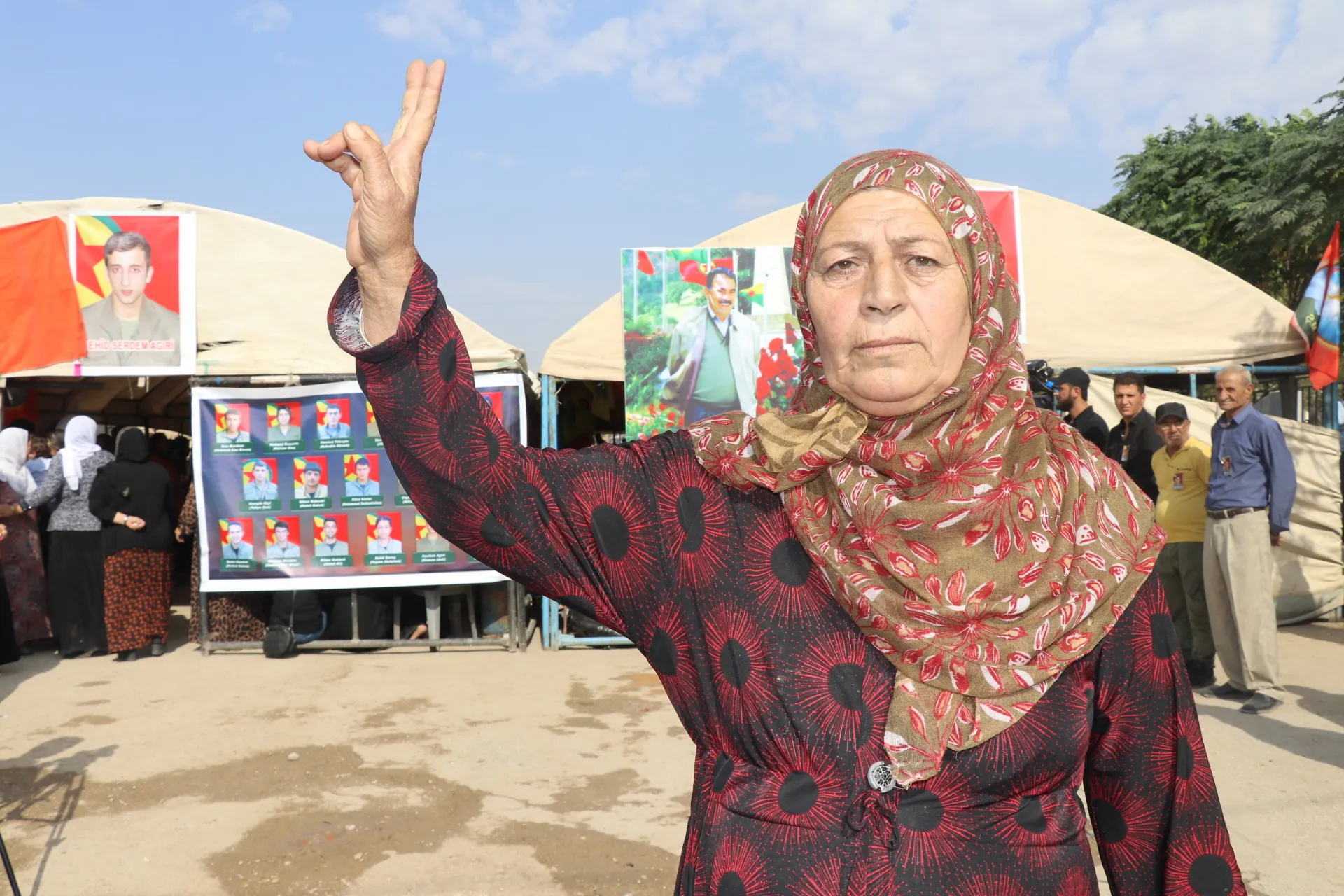 ​​​​​​​Madres de guerrillas: los martirizados con armas químicas son nuestros hijos y los pueblos deben adoptar su causa