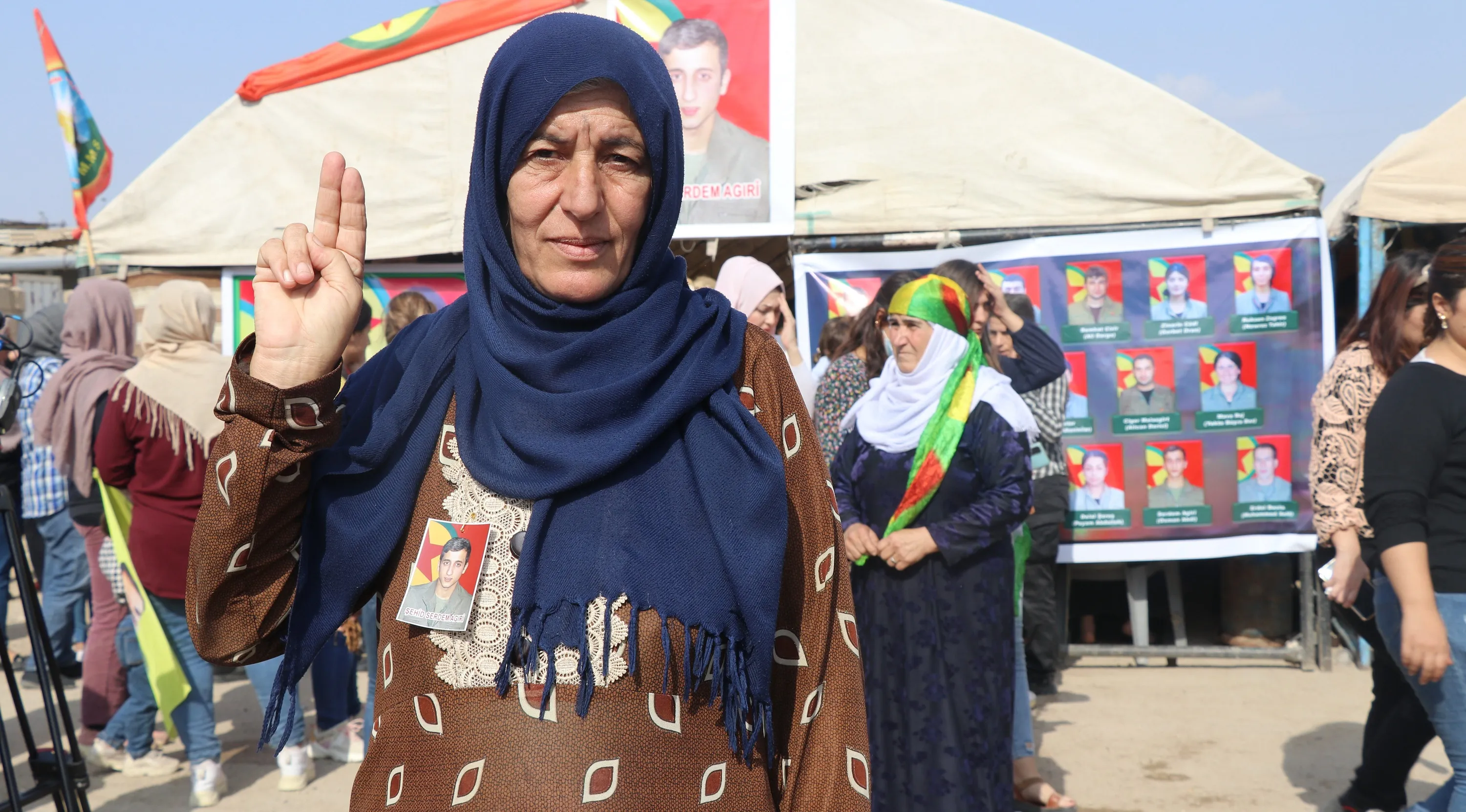 ​​​​​​​Madres de guerrillas: los martirizados con armas químicas son nuestros hijos y los pueblos deben adoptar su causa