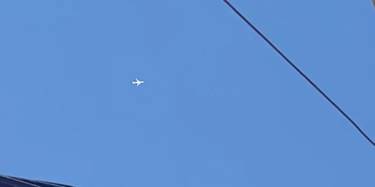 Roj News: Un dron sobrevuela el campamento de Makhmur