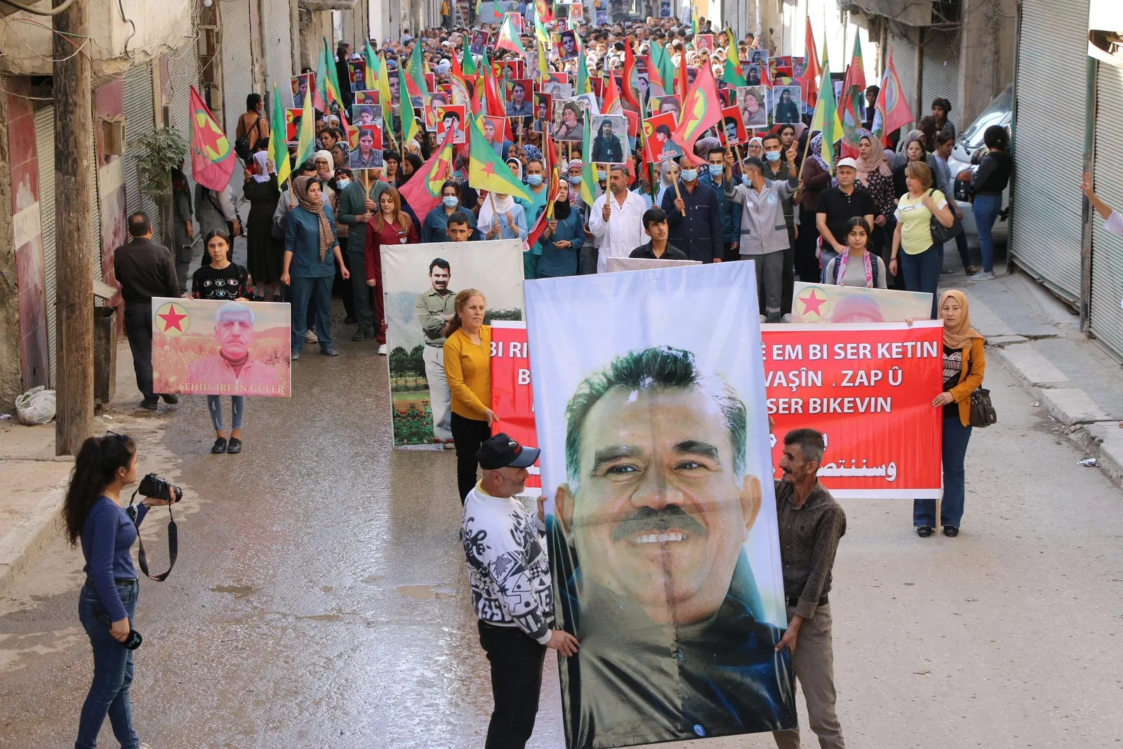 Los habitantes de Aleppo condenan los ataques de los ocupantes turcos contra los guerrilleros