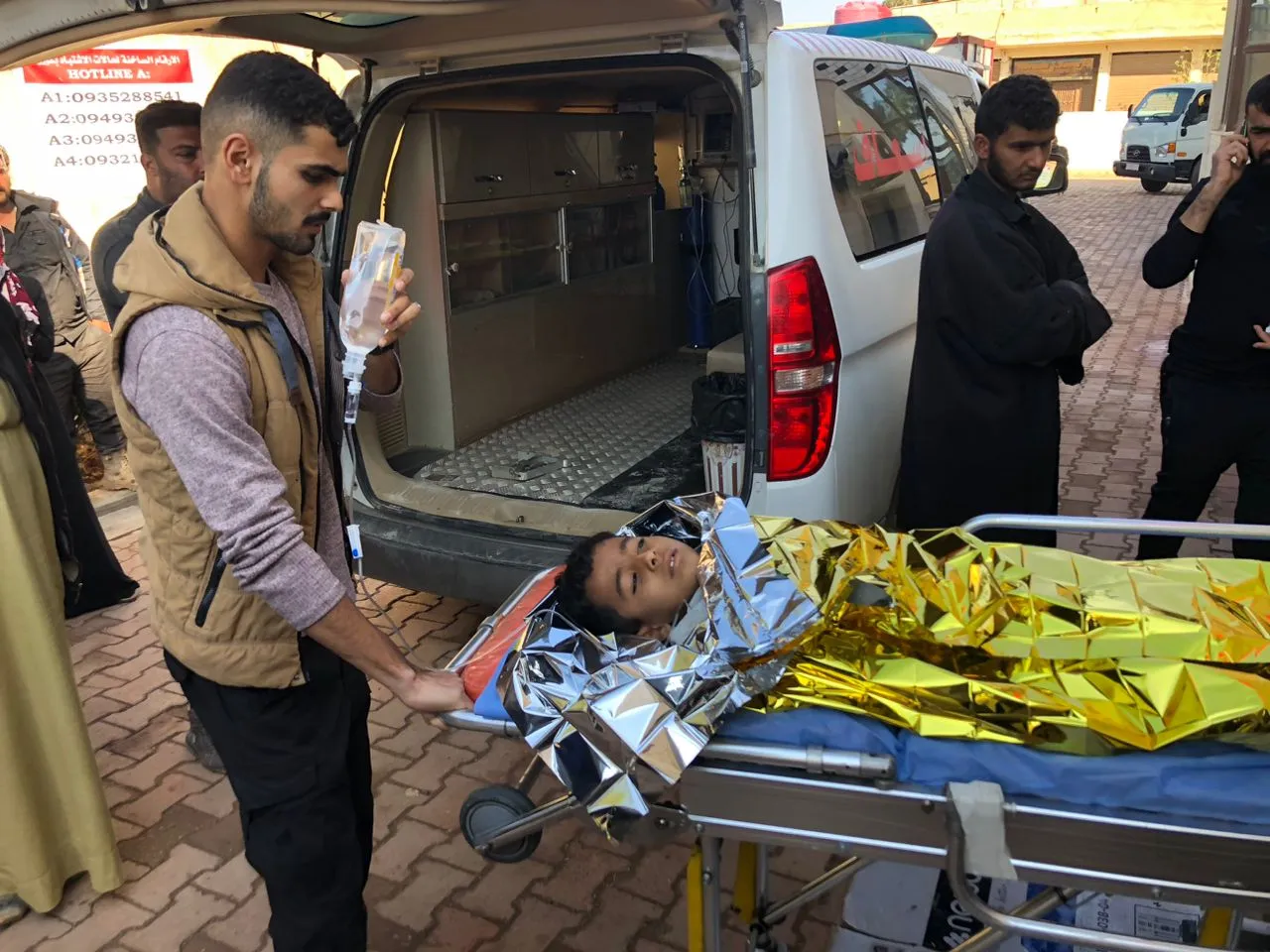 ​​​​​​​4 niños heridos en Til Temir por la explosión de un proyectil del ejército turco