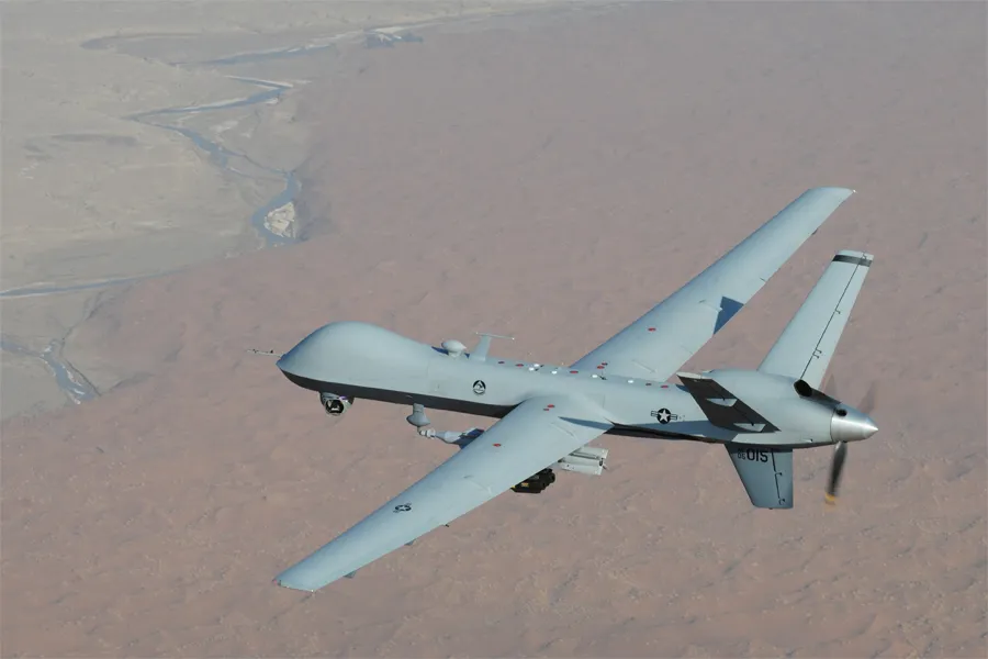 Muertos en ataques contra camiones por aviones desconocidos en al-Bukamal