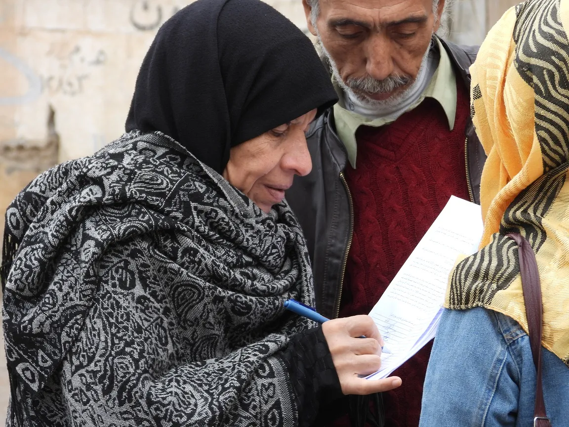 La campaña de firmas por la libertad del líder Abdullah Ocalan continúa en Tebqa