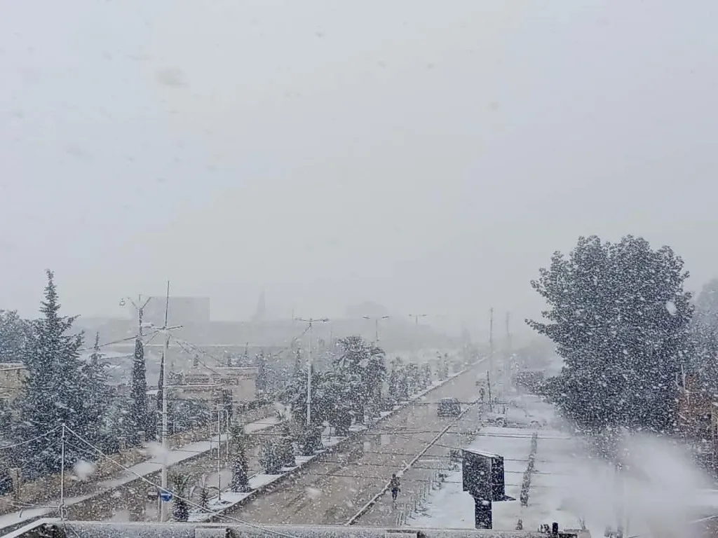 ​​​​​​​Nieve y lluvia en el norte y este de Siria