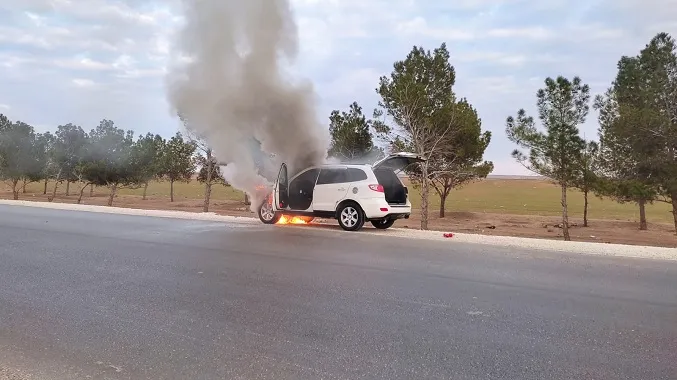Un automóvil civil se incendia cerca de la ciudad de Hasaka