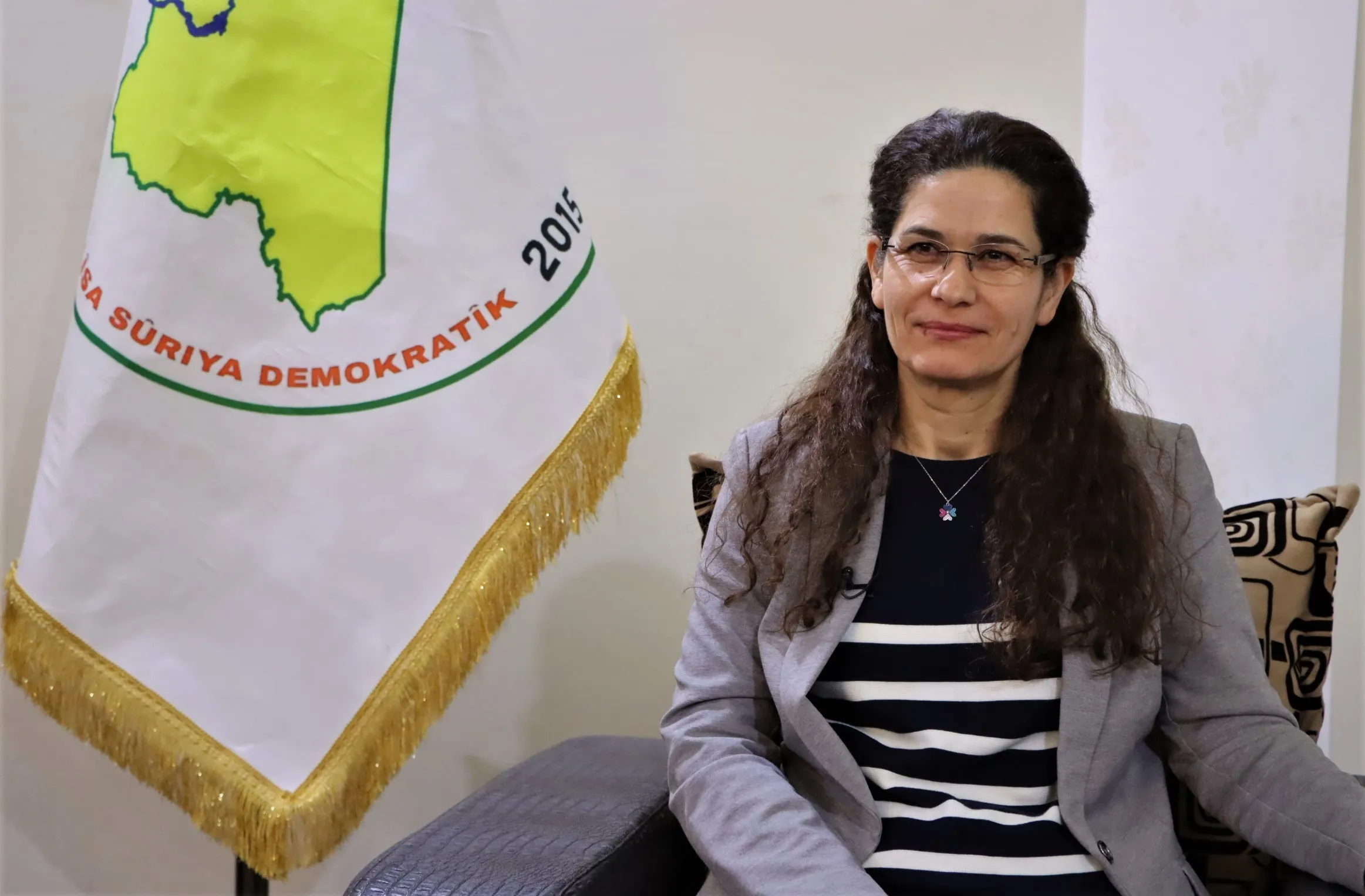 Ilham Ahmed: Las mujeres sirias deben profundizar su lucha para salvar a Siria