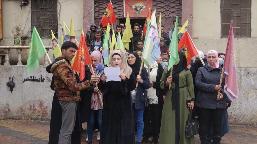 ​​​​​​​Cinco minutos de silencio en el noreste de Siria por el aniversario de la masacre de Halabce