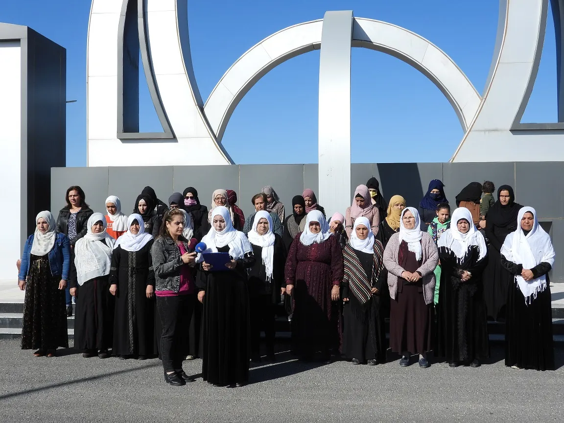 Las Madres de la Paz condenan los crímenes de los regímenes turco e iraní