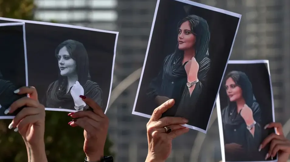Rîhan Loqo: Las políticas del estado iraní fracasarán con la unidad de las mujeres