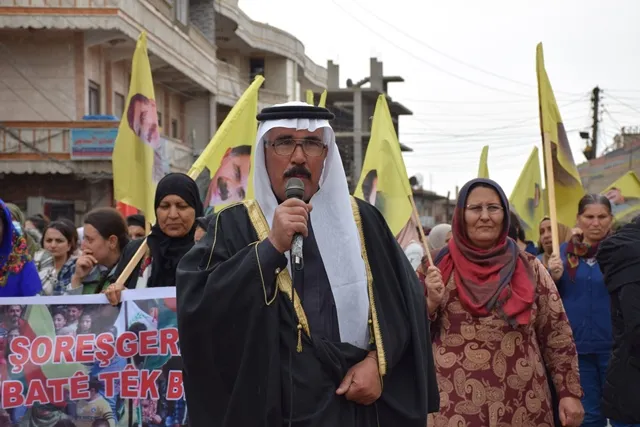 El pueblo de Tirbespiyê pide libertad física al líder Abdullah Ocalan