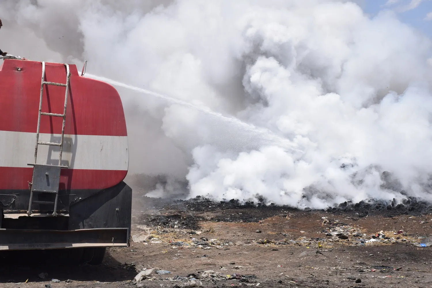 El Comité de Situaciones de Emergencia apaga incendios