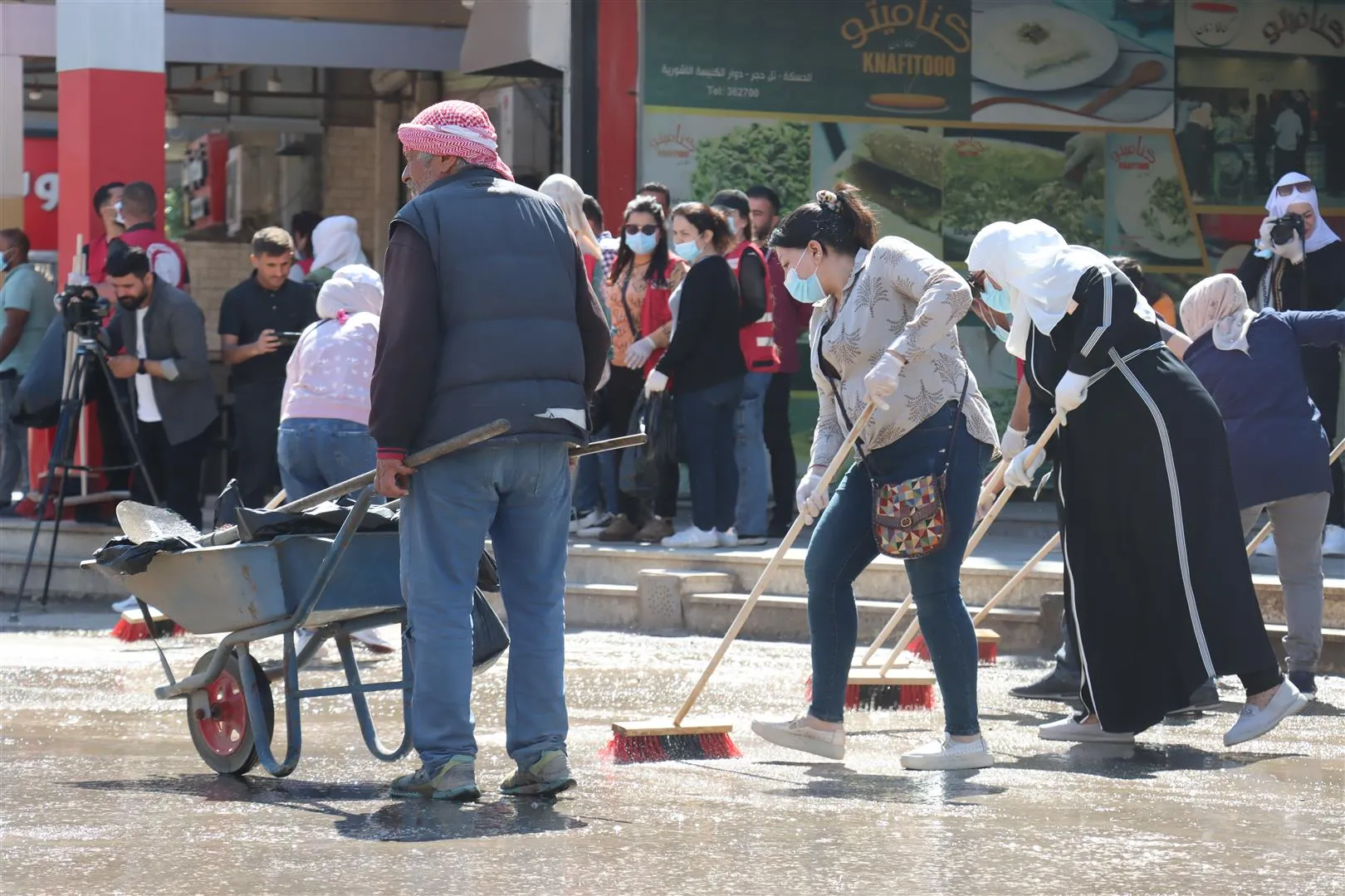 Comienza la campaña de limpieza de ciudades en el noreste de Siria