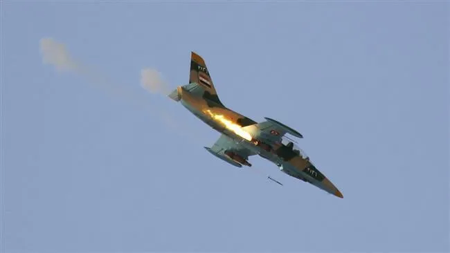 ​​​​​​​Avión no identificado lanza dos incursiones en el campo de Daraa