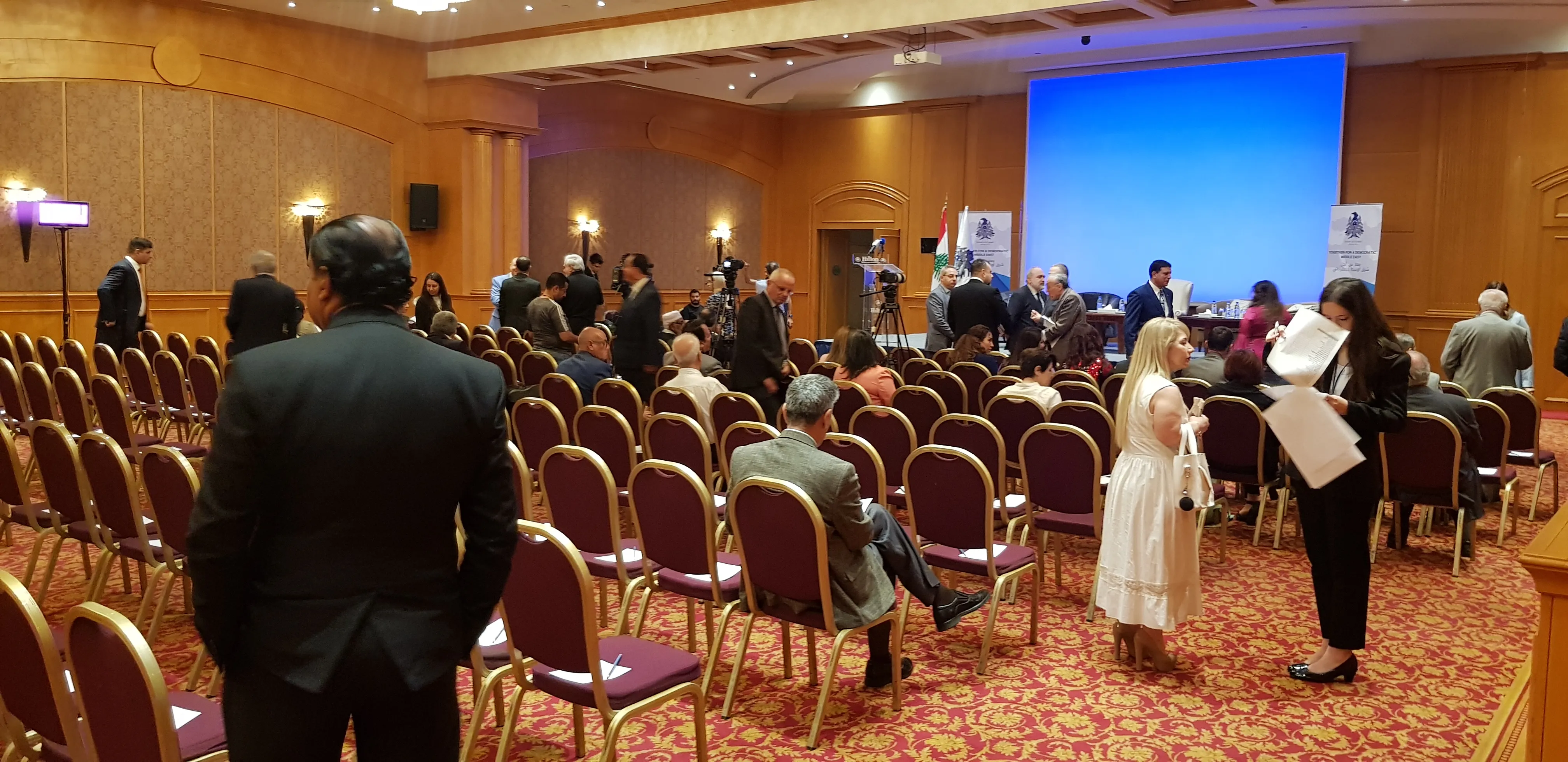 Comienza el foro "Juntos por un Medio Oriente Democrático - Camino a la Paz"