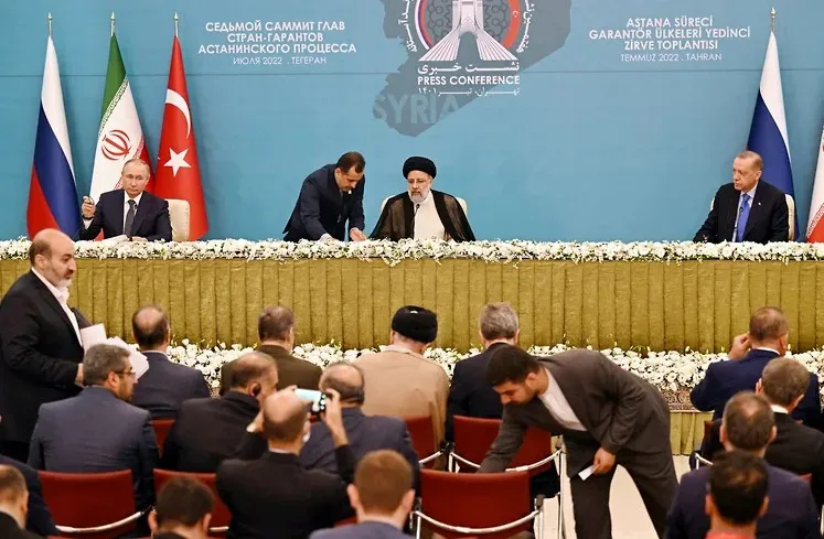 Enviado de Putin: Siria, Turquía e Irán acordaron una “hoja de ruta rusa”