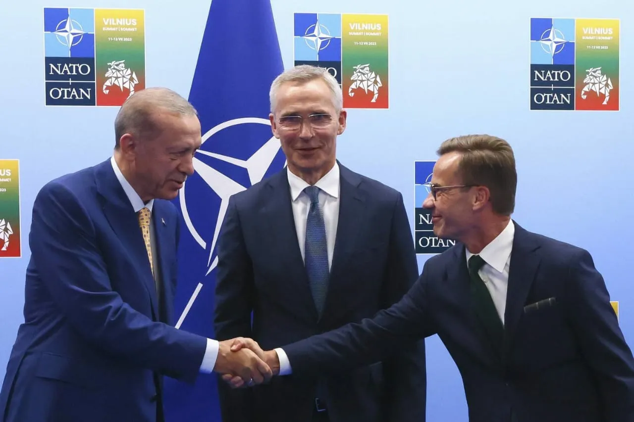 Erdogan cambia su posición sobre la entrada de Suecia a la OTAN