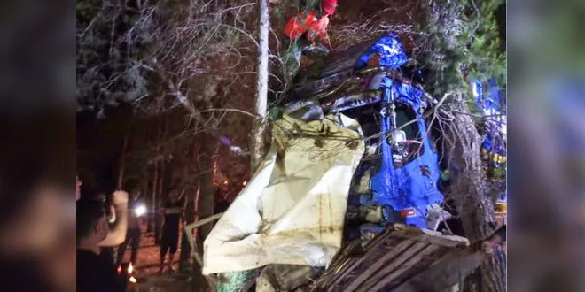 ​​​​​​​16 personas pierden la vida en un accidente de tráfico en la carretera Homs-Palmyra