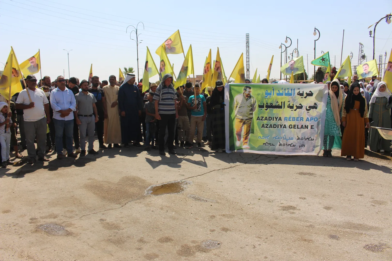 Descontento popular por amenazas contra el líder Ocalan