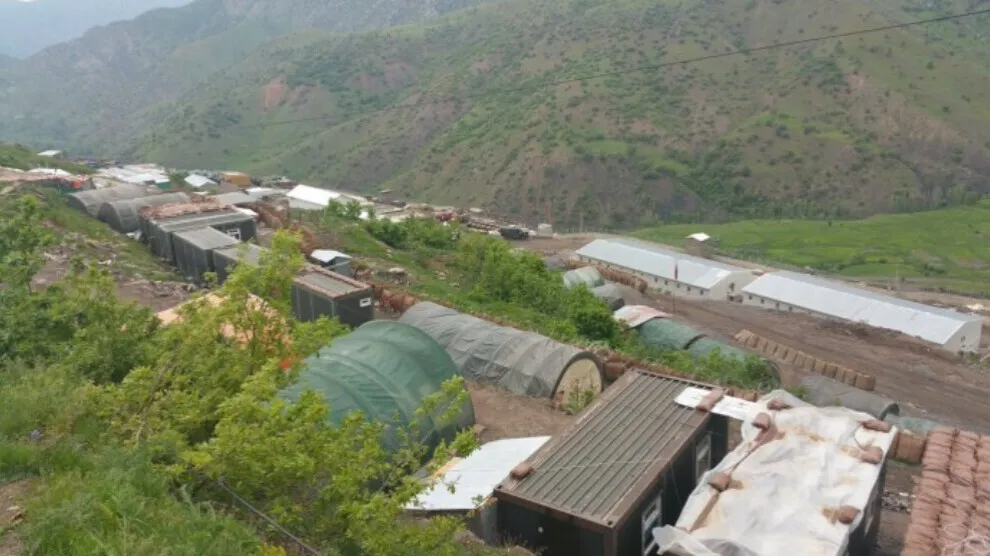 El estado turco envía soldados y municiones a la frontera sur