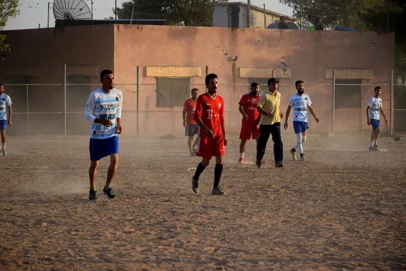 Arranca torneo de fútbol en Til Temir