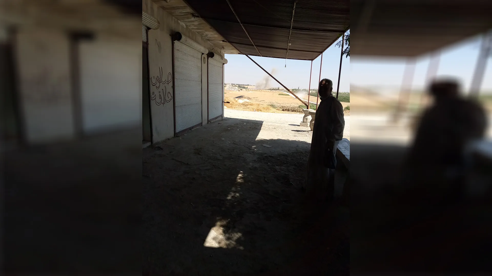 Los ocupantes turcos atacan Manbij desde Bab y Jarablus