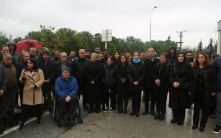 Participantes en la Marcha por la Libertad: No nos detendremos hasta que logremos la libertad del líder Abdullah Ocalan