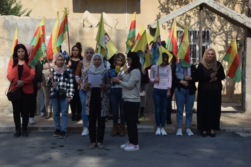 TEV-DEM llama a la solidaridad con las mujeres en Irán