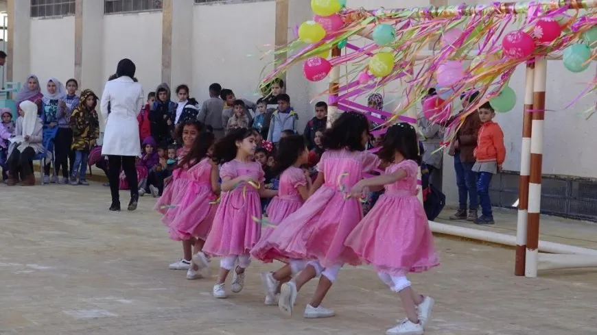 La Asamblea Civil de Raqqa inaugura la escuela más antigua desde su restauración