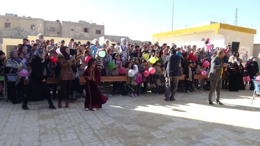 La Asamblea Civil de Raqqa inaugura la escuela más antigua desde su restauración