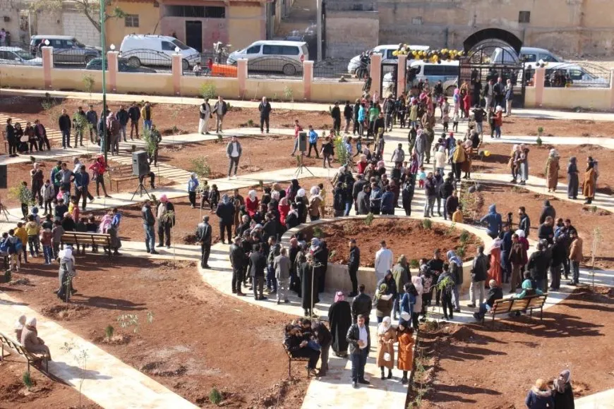 La Administración Civil Democrática de Manbij abre un parque