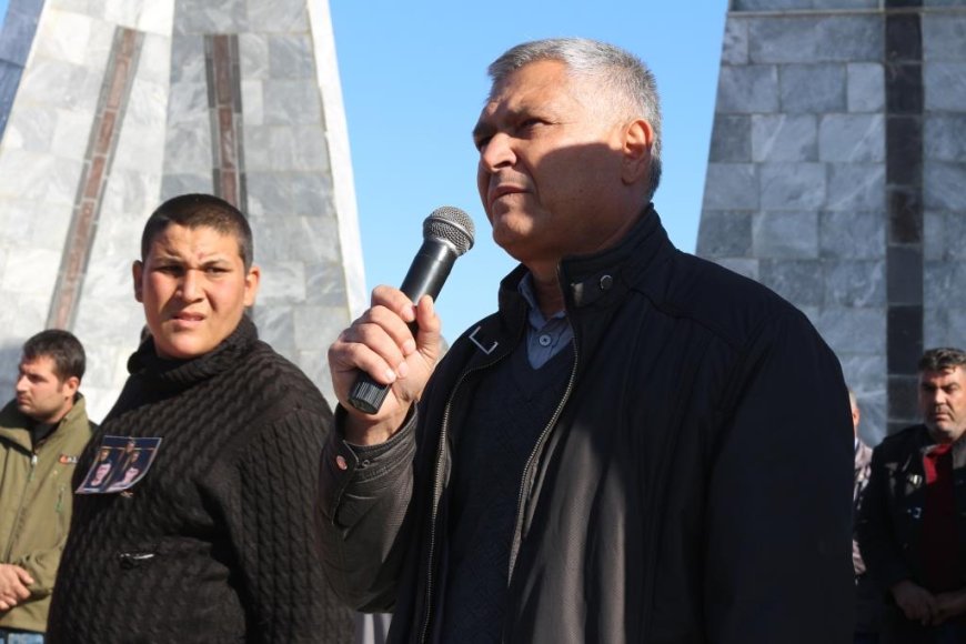 Dos luchadores por la libertad enterrados en Kobanê
