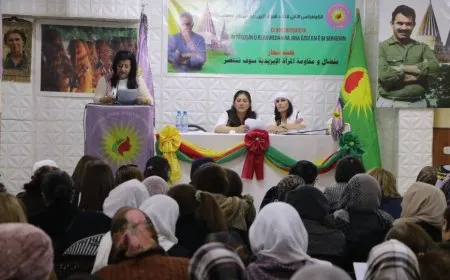 La Unión de Mujeres Yazidíes de Rojava celebra una conferencia