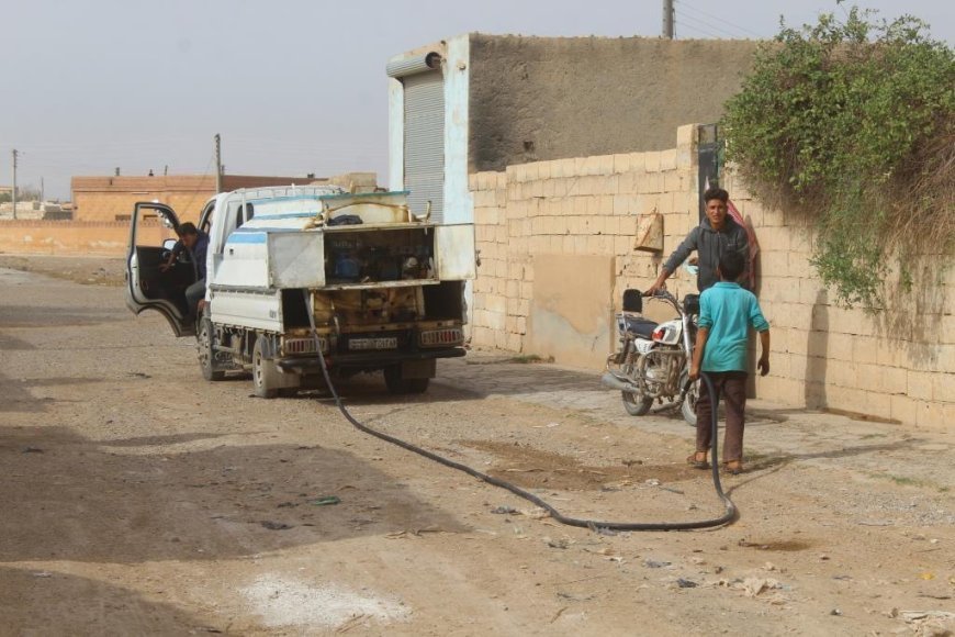 La distribución de combustible diésel continúa en Deir ez-Zor