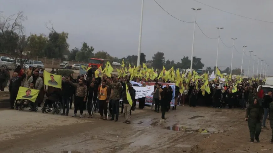 Marcha masiva en apoyo del líder Abdullah Ocalan en Hasaka