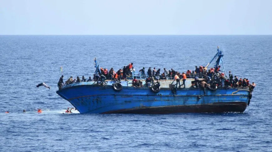 Un barco de refugiados se hunde en el canal de la Mancha