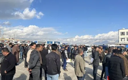 Los empleados de tráfico se unen a la huelga de profesores en el sur del Kurdistán