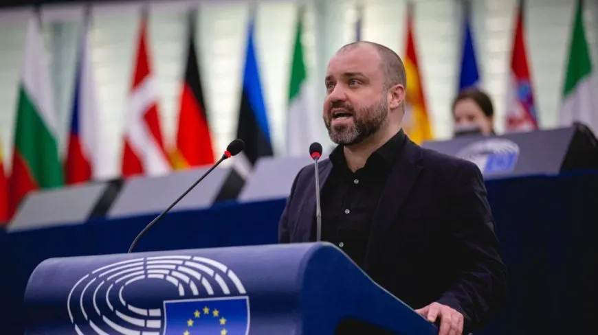 Diputado europeo: la UE debe pedir la libertad inmediata de Abdullah Ocalan