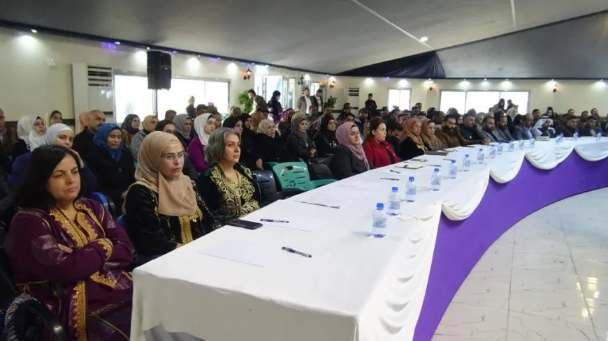 La Asamblea General del Cantón de Raqqa celebra reunión de consejos y comunidades
