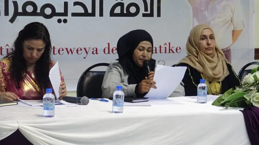 La Asamblea General del Cantón de Raqqa celebra reunión de consejos y comunidades