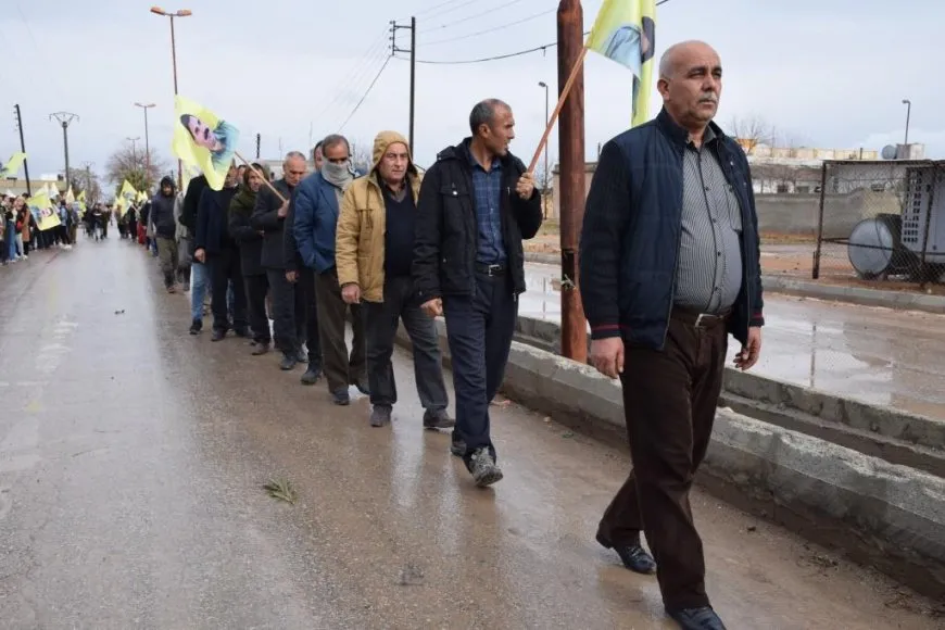 Los residentes de Kobanê exigen la libertad física del líder