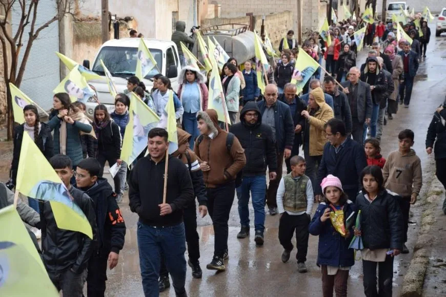 Los residentes de Kobanê exigen la libertad física del líder