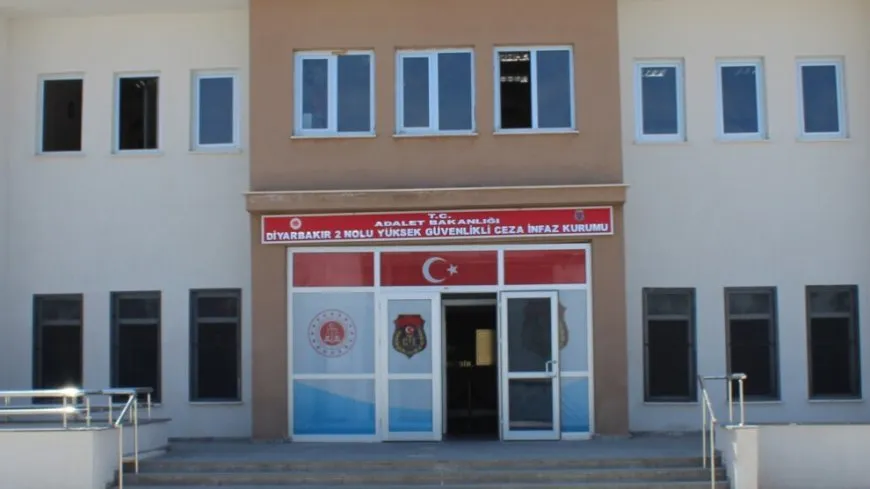 Guardias penitenciarios atacan a seis presos en Amed