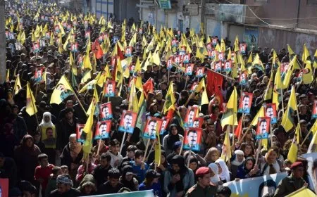 Programa de manifestaciones en el Éufrates y Manbij contra la conspiración internacional en su 25º aniversario
