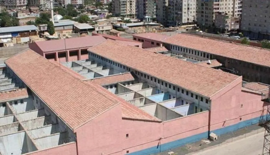 La huelga de hambre en las prisiones turcas entra en su día 80