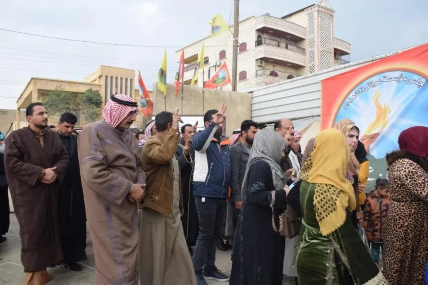 El Consejo de Familias de los Mártires celebra una conferencia para exponer la conspiración internacional en Raqqa