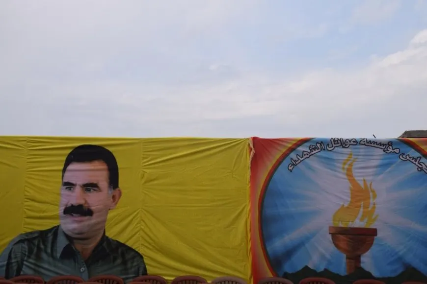 El Consejo de Familias de los Mártires celebra una conferencia para exponer la conspiración internacional en Raqqa