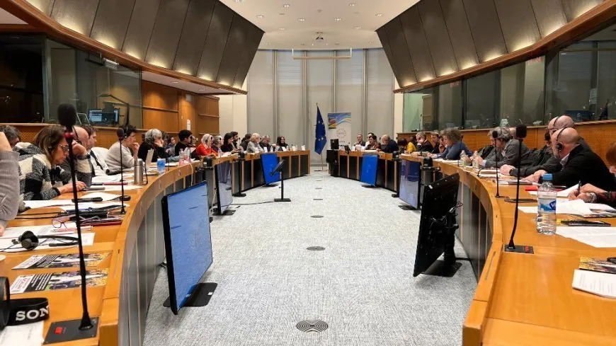 El Parlamento Europeo debate sobre el aislamiento y la libertad del líder Abdullah Ocalan
