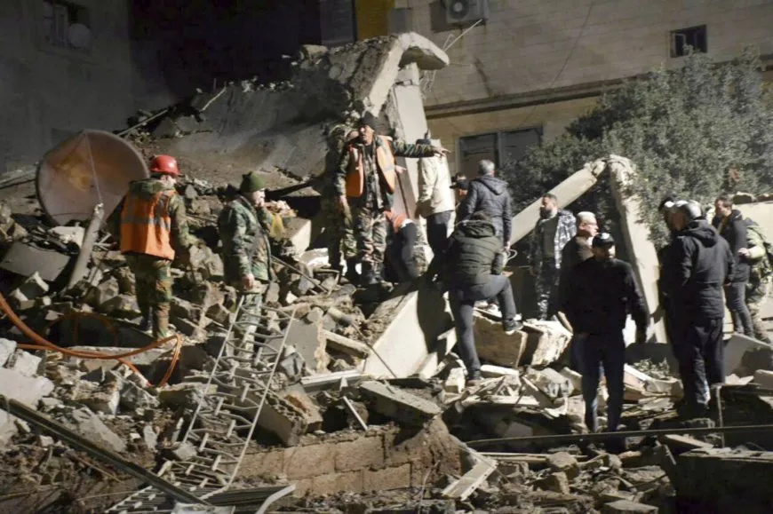 Israel ataca depósito de armas del gobierno de Damasco